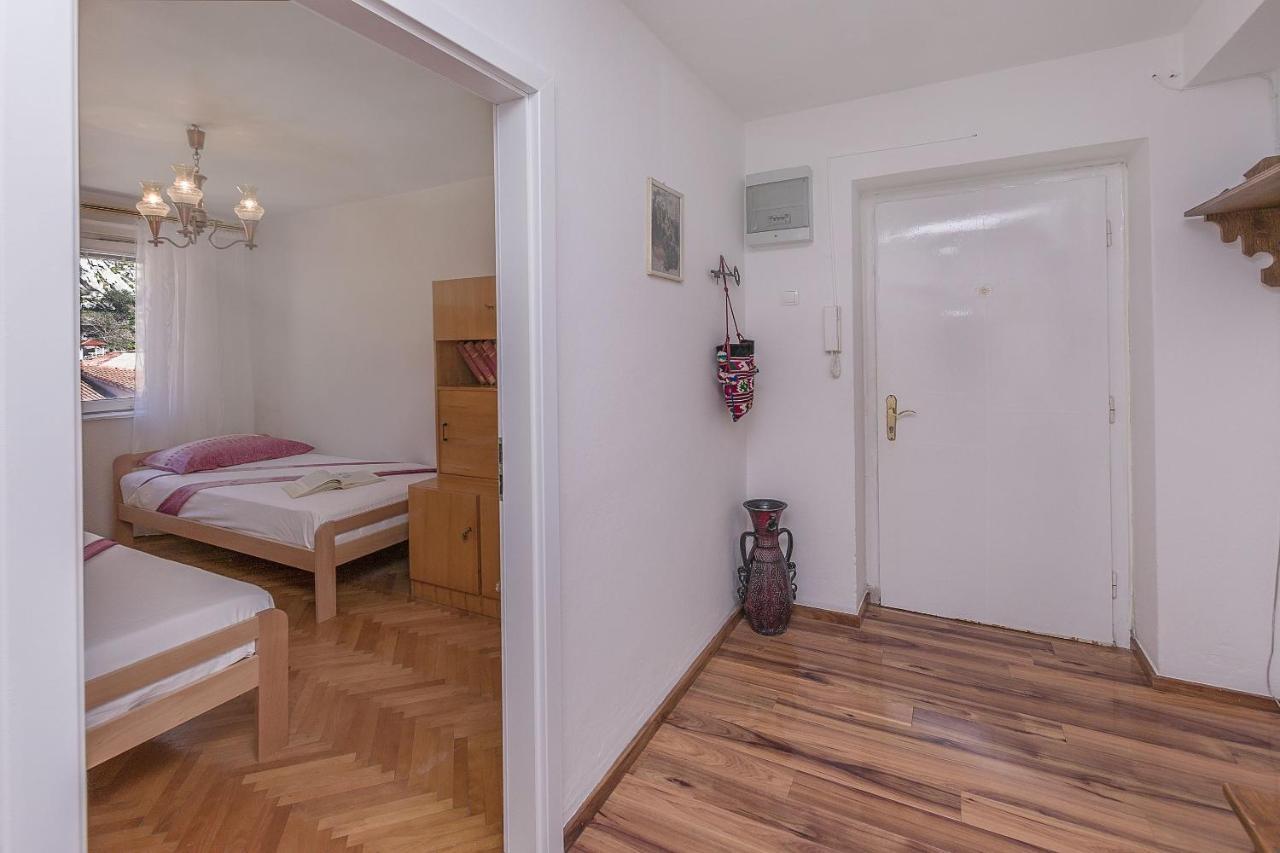Apartment Nansy Omiš Exteriér fotografie